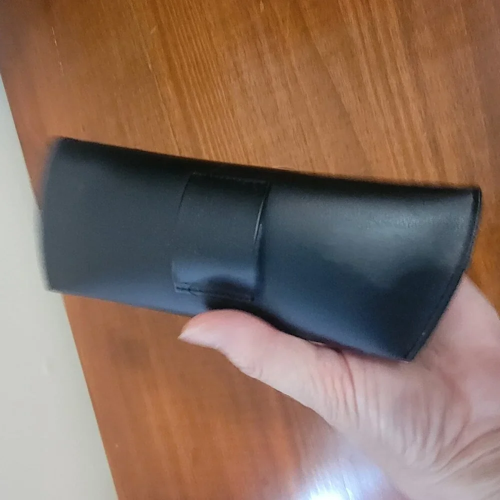 Medium Ray-Ban Soft Sunglass Case Black Snap Closure Belt Loop w Lens Cloth